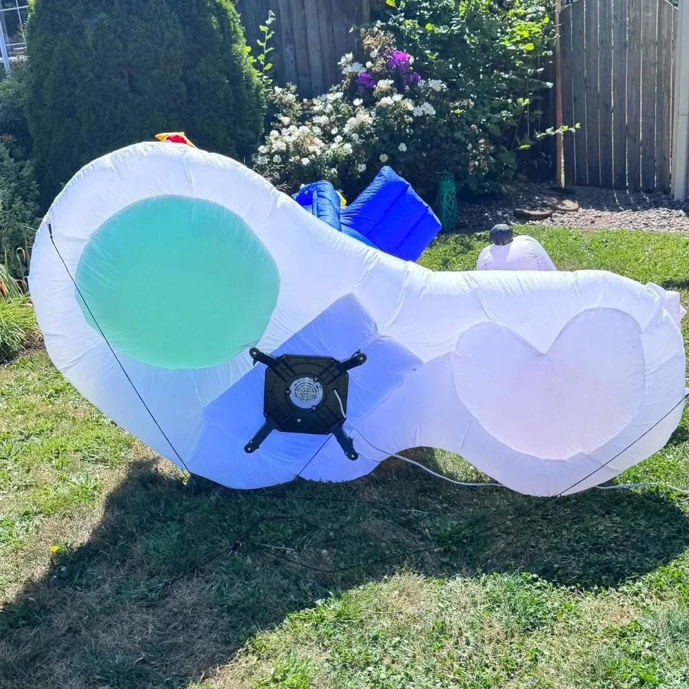 Gemmy Christmas Airblown Inflatable Snoopy and Woodstock w/Mailbox Scene Peanuts